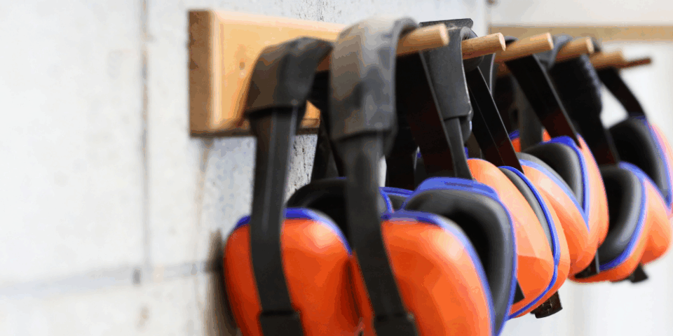 Consulting services – Noise and hearing protection